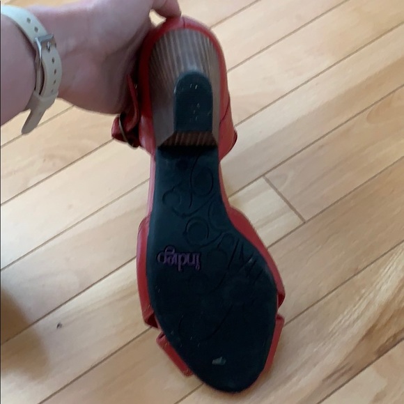 Red sandals Indigo brand - Picture 6 of 6